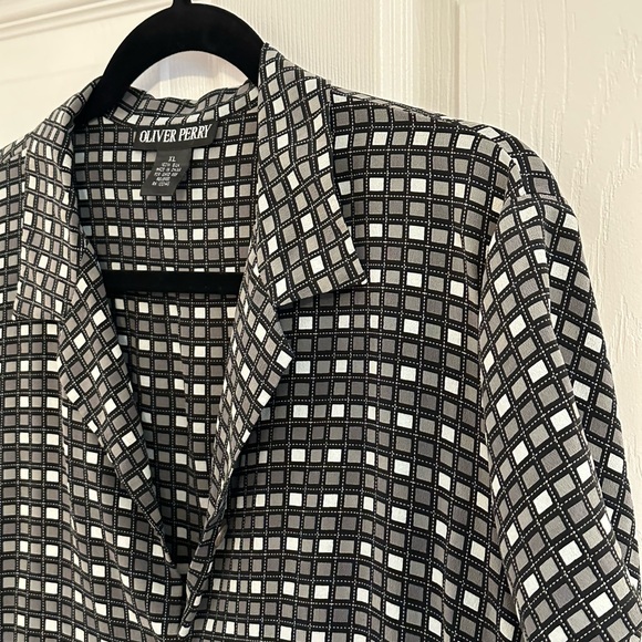 COPY - 100% Silk Button Down Checkered Grey Black White - Picture 4 of 7